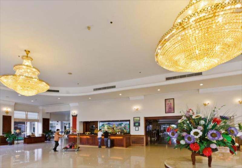 Champasak Grand Hotel Pakse Ngoại thất bức ảnh